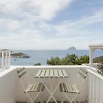 Spitia Vasili Aparthotel 4*