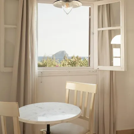 Aparthotel Spitia Vasili 4*