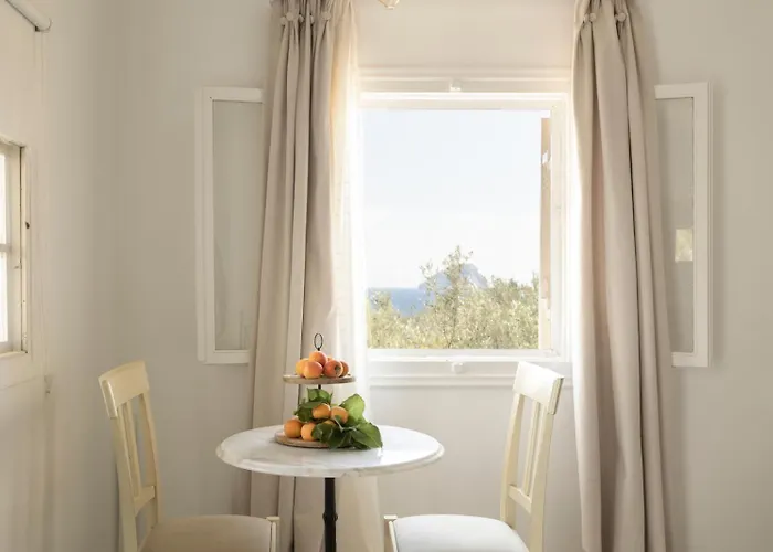 Spitia Vasili Apartahotel 4*